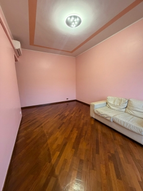 Signorile 2 locali  € 279.000 - Gabetti Portello.